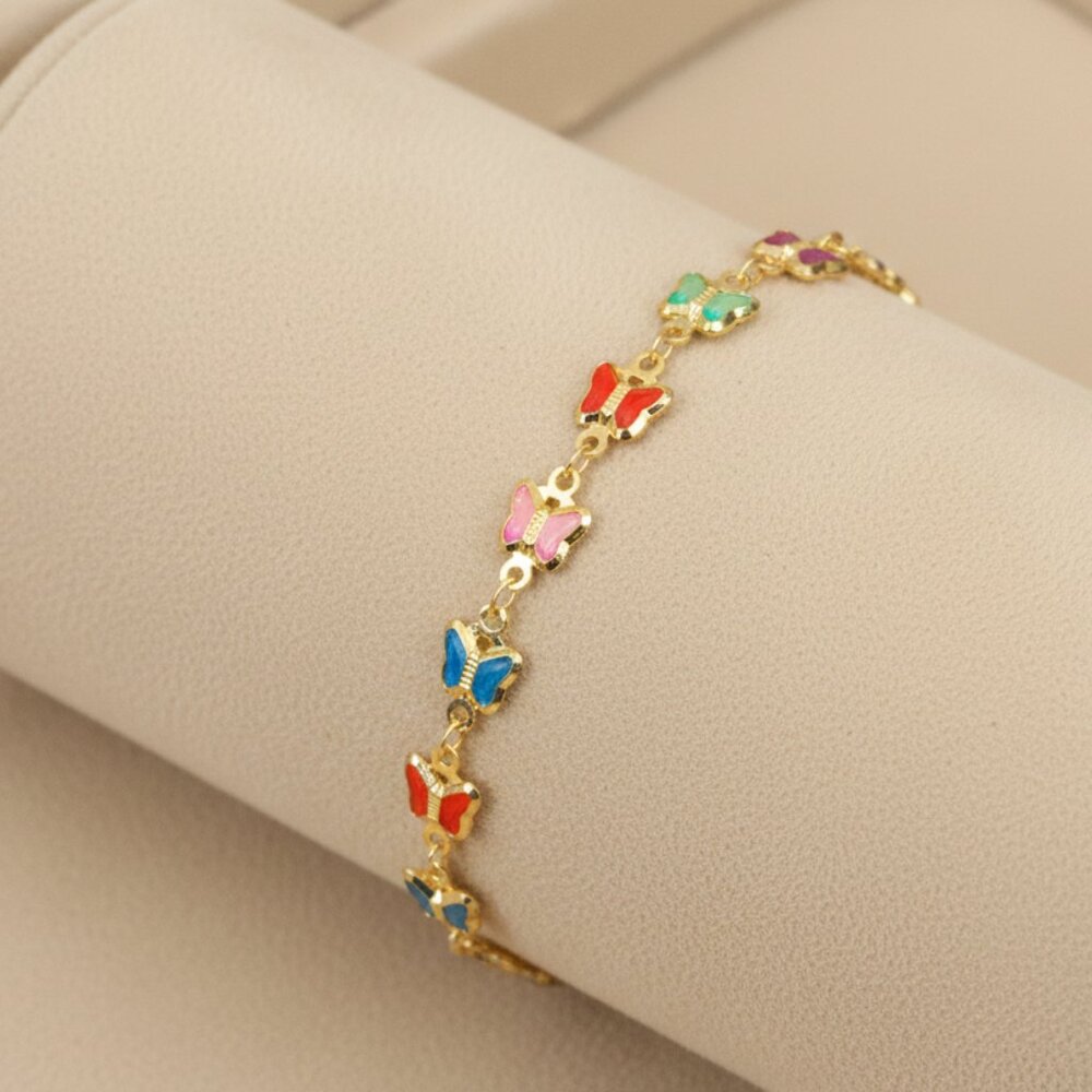 "Trendy Handmade Bracelet – A Stylish Gift for Women & Girls, MAR091815